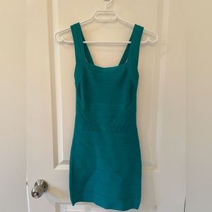 bebe turquoise body con dress
